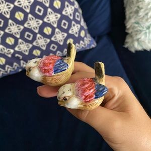 Set of 2 - Anthropologie Knobs / Drawer Pulls